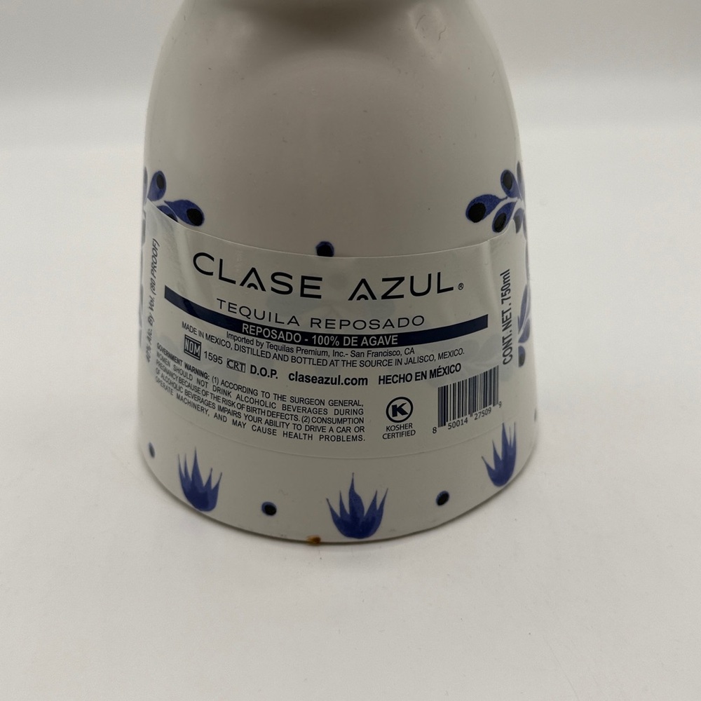 Clase Azul Reposado 750ml Tequila Bottle in Box. - Picture 5 of 9
